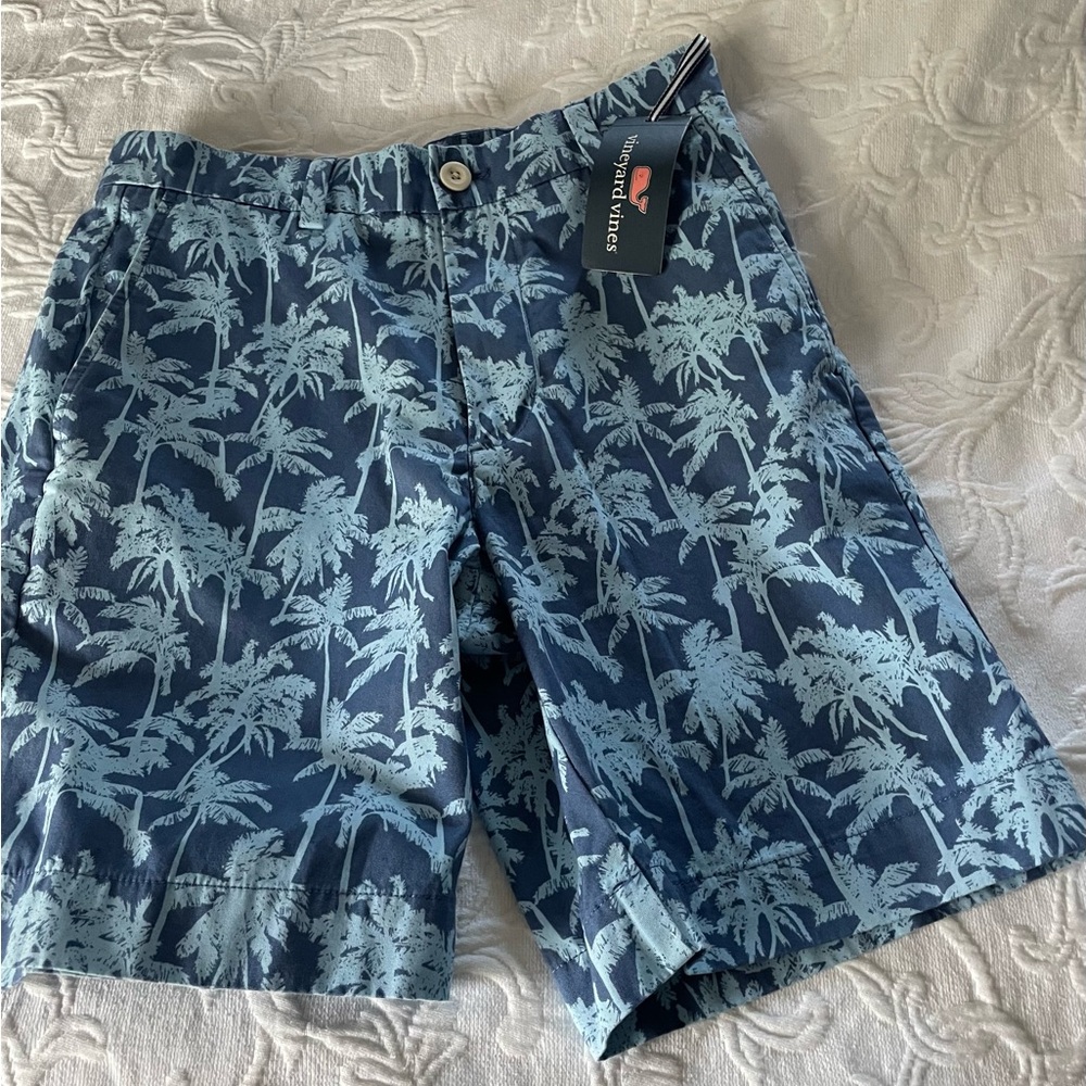 Vineyard Vine Palm Print Breaker Shorts size 28 Flag Blue New
